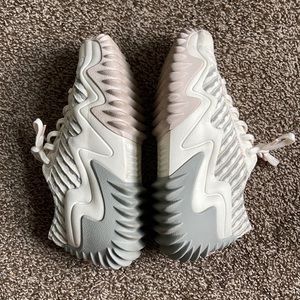 Run Star Motion Platform Crafted Canvas